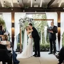 Cedar Fox wedding & event photo 4